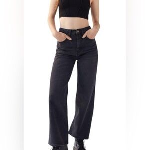 Urban Outfitters Black High & Wide Wide Leg Jeans 29
